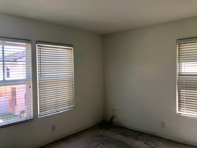 Building Photo - 440 Hart Dr