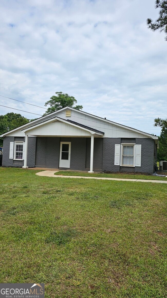 Primary Photo - 208 Lavender St