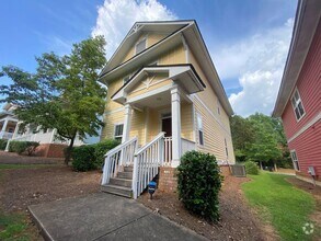 Building Photo - NEWLY RENOVATED 4 Bedroom House in The Ret...