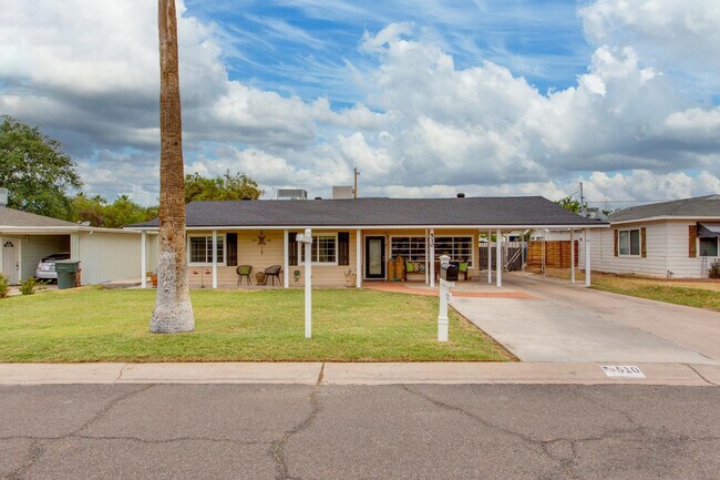 Building Photo - 510 E Belmont Ave