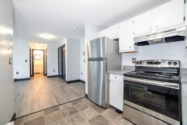 Building Photo - 80 Stanton St