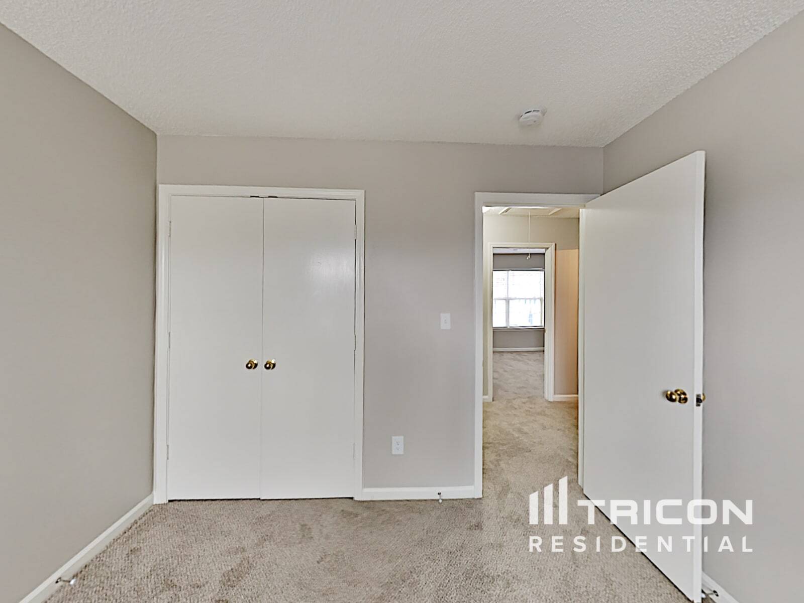 Building Photo - 11810 Stewarts Crossing Dr