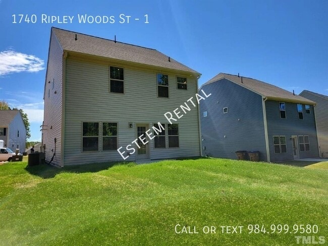 Building Photo - 1740 Ripley Woods St