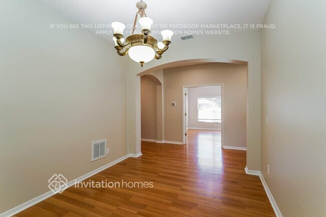 Building Photo - 810 Coade Stone Dr