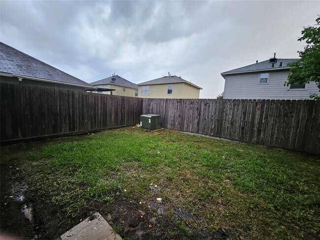 Building Photo - 19411 Ambrosia Falls Dr