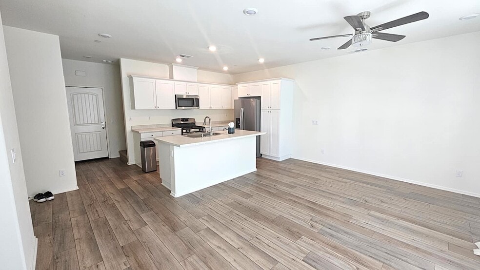 Building Photo - 27432 Provincetown Way