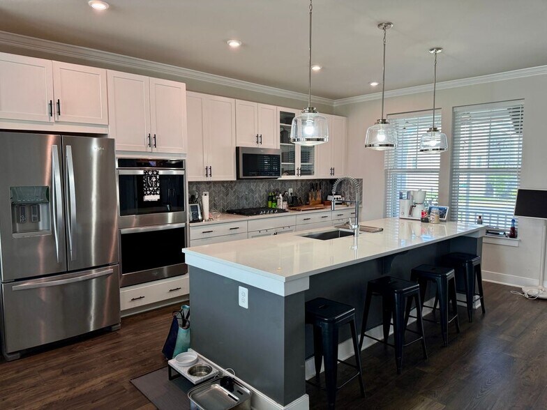 Building Photo - 1577 Sandpiper Bay Lp