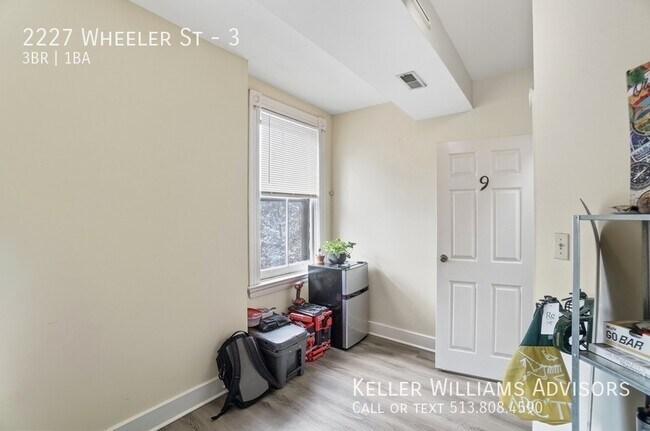 Building Photo - 2227 Wheeler St