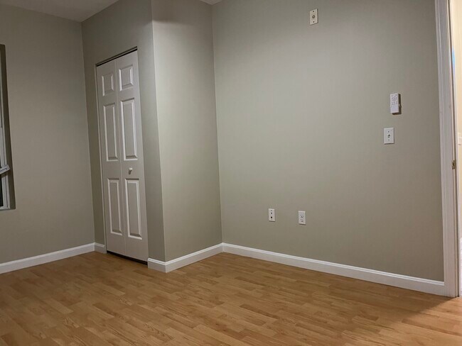 Bedroom #2 - 53 Bridge St