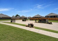 Building Photo - 7021 Labelle Dr