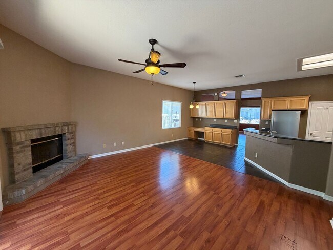 Building Photo - Beautiful Home in Cresleigh Ranch Village
