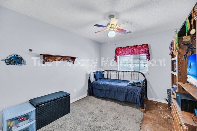 Building Photo - 8078 Old Hazelwood Rd
