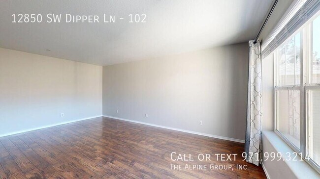 Building Photo - 12850 SW Dipper Ln