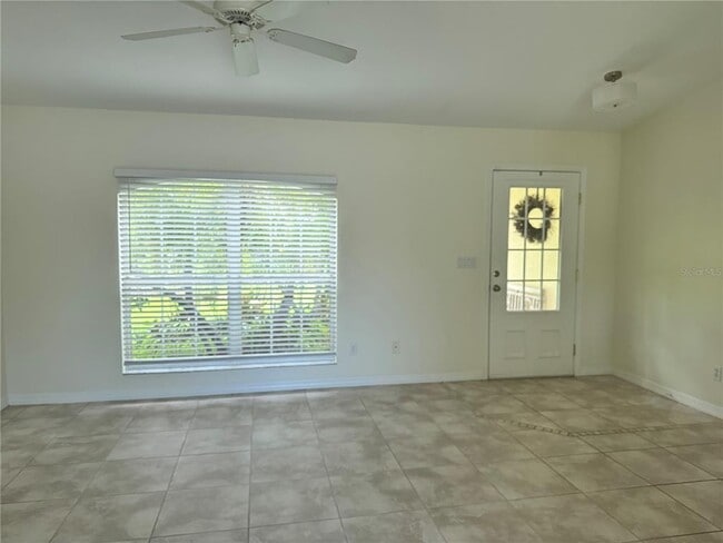 Building Photo - 2349 Honey Ln
