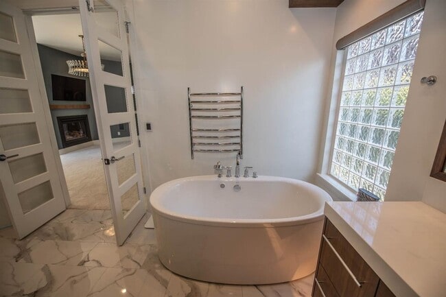 Building Photo - Luxury Unfurnished Single-Story Custom Home for Lease in Copper Ridge