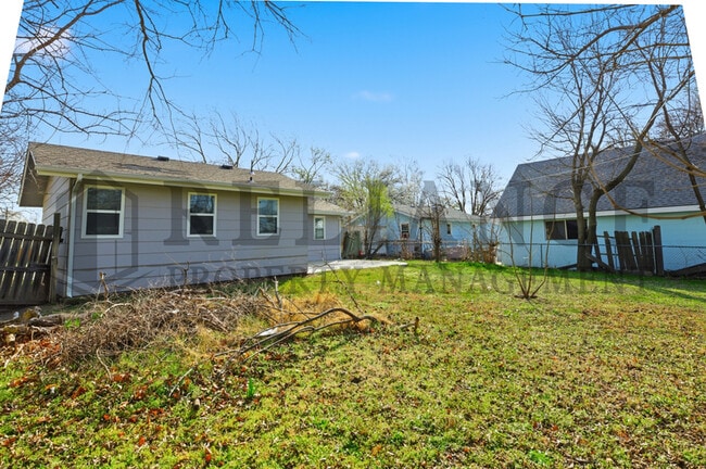 Building Photo - 6651 N Scottsville St