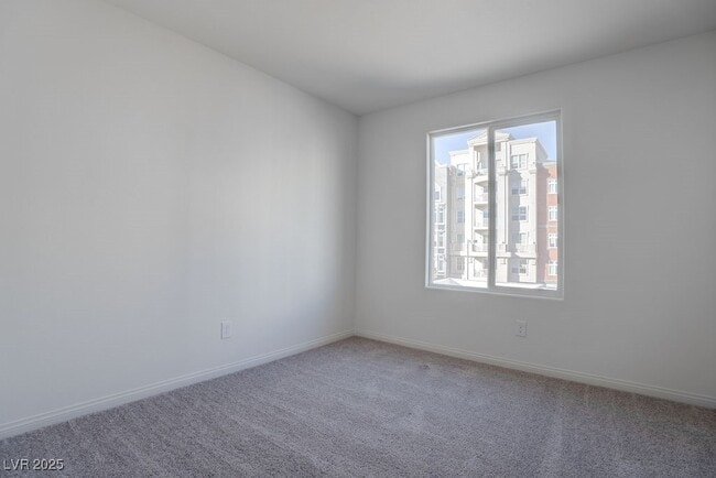 Building Photo - 9241 Hudson Yards Ct