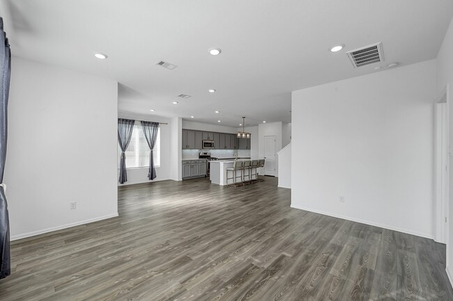 Building Photo - 19017 Sonora Chase Dr