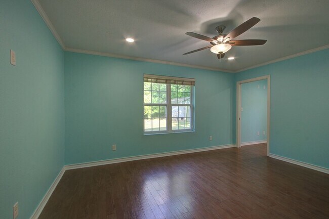 Building Photo - 720 Tennessee Acres Dr