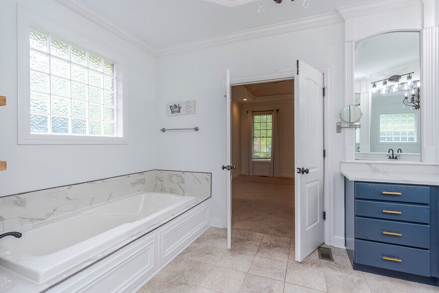 Building Photo - 2409 San Milano Pl