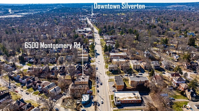 Building Photo - 6508 Montgomery Rd