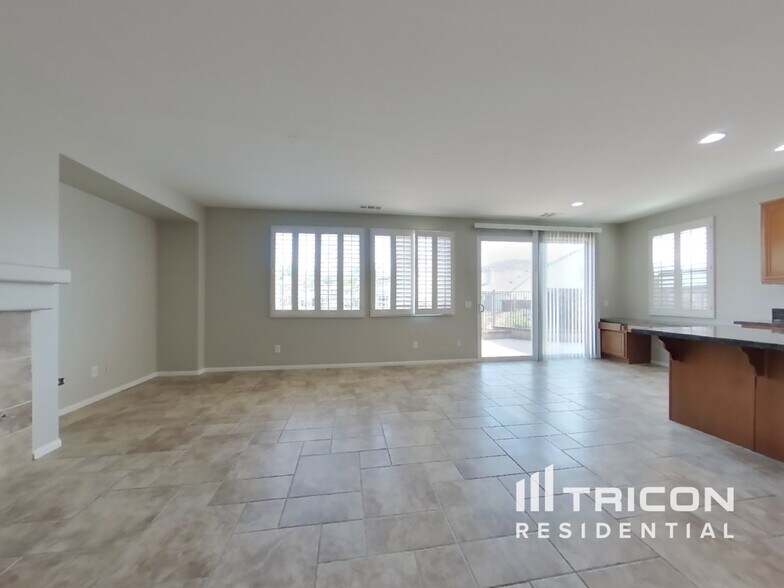 Building Photo - 29848 Tierra Shores Ln