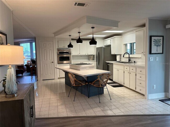 Building Photo - 307 Outrigger Pl