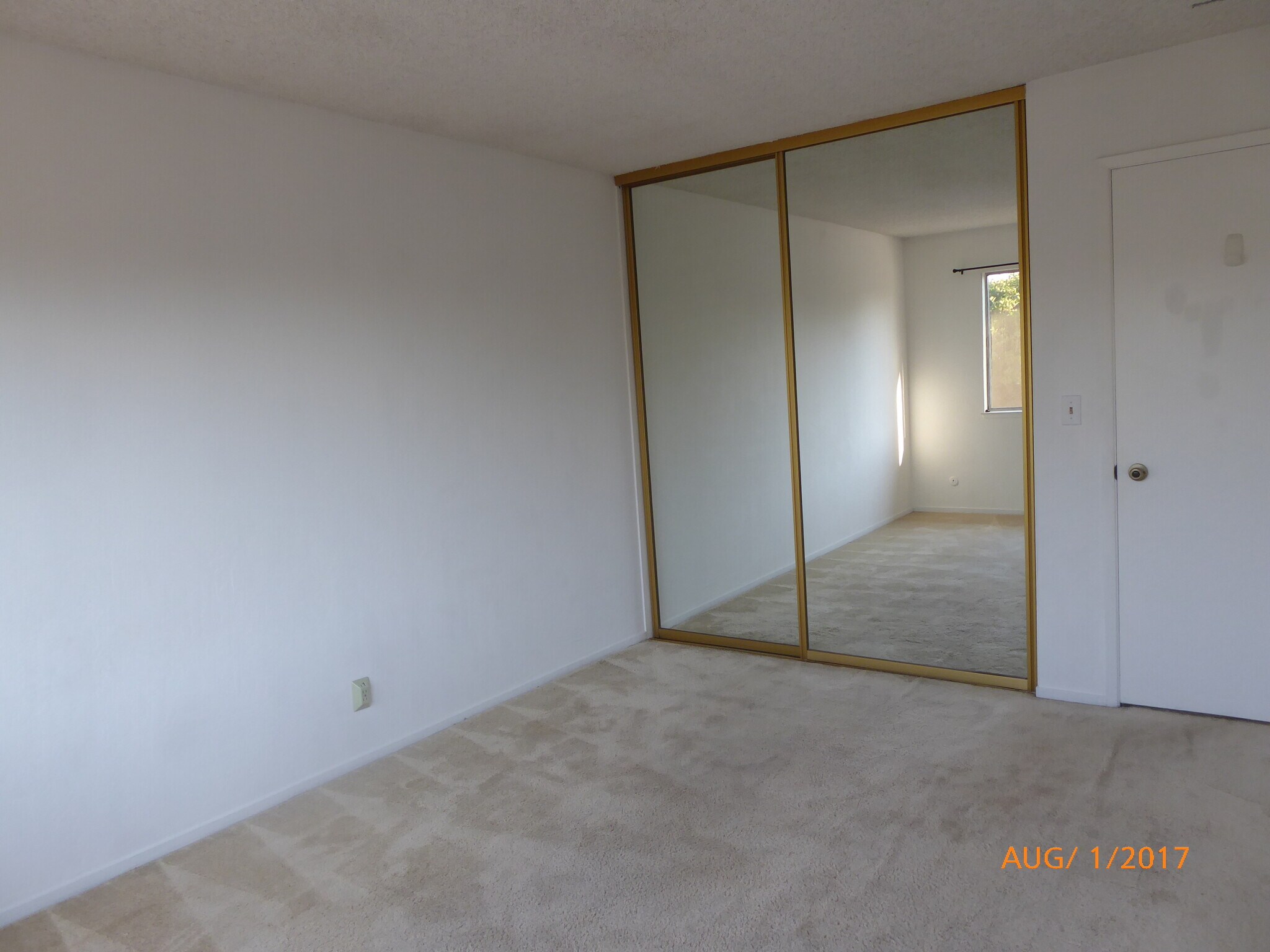 Building Photo - 151 Buckingham Dr