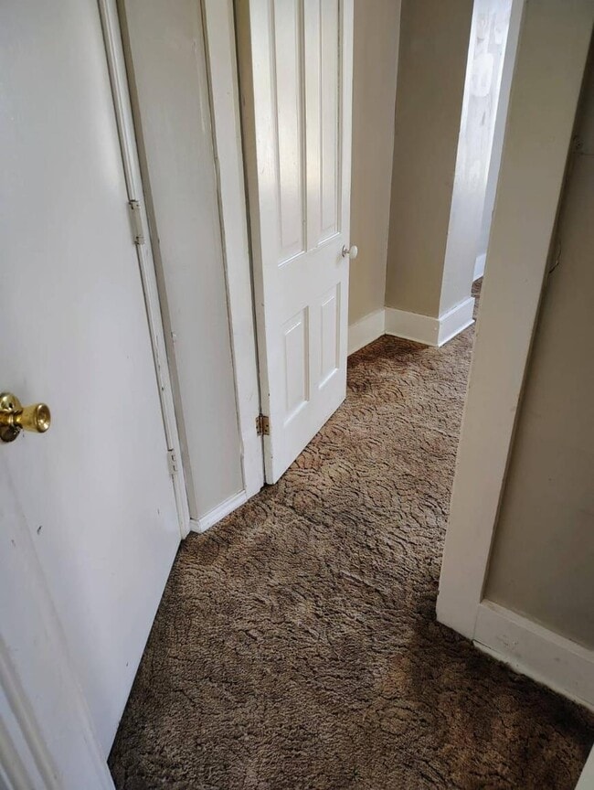 Building Photo - 1.0 bedroom in Richmond Indiana 47374