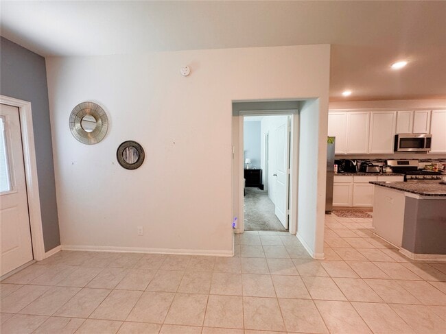Building Photo - 14211 Alberta Spruce Ln