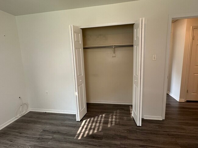 Building Photo - 3212 Manitoba Dr
