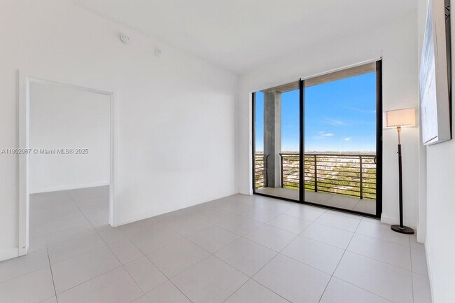 Building Photo - 5350 NW 84th Ave