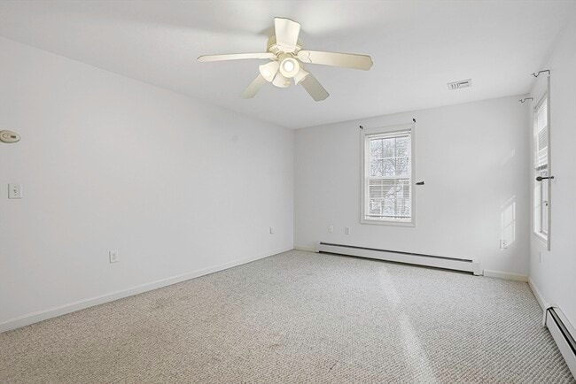 Building Photo - 55 Arrowwood Dr