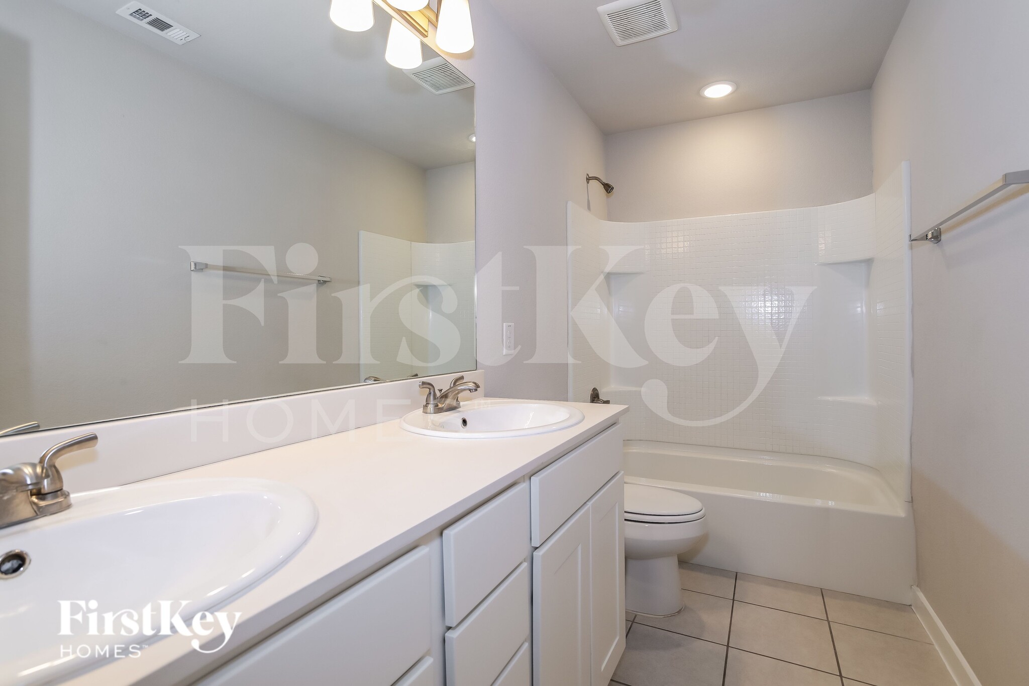 Building Photo - 613 Ava Trl