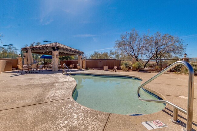 Building Photo - 6850 E Pearl St