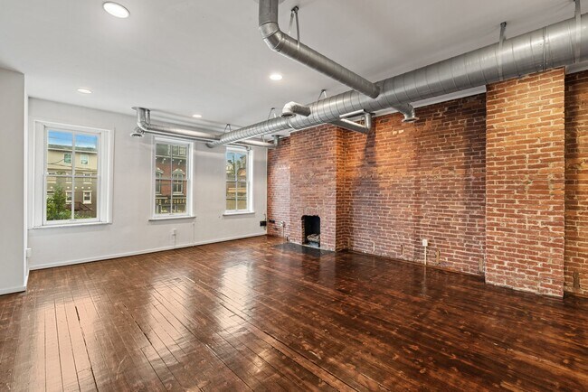 Building Photo - 5169 Butler St