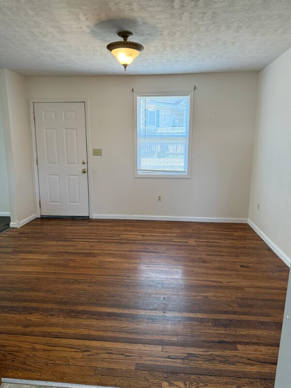 Building Photo - 62 Riley Manor Cir