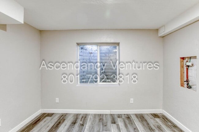 Building Photo - 171 Calais Ln