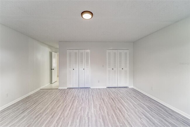 Building Photo - 1326 Idlewood Dr
