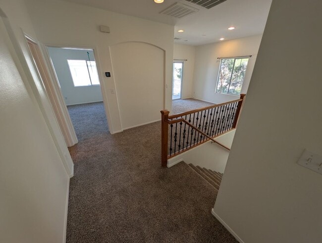 Building Photo - 205 Heiple Ct