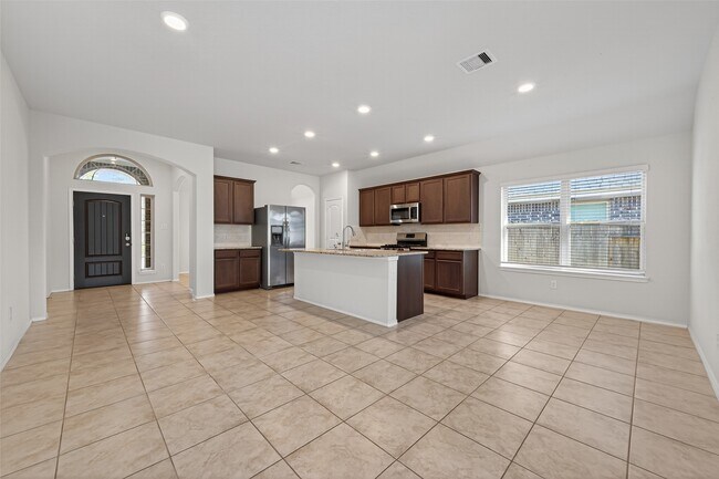 Building Photo - 2710 Little Caney Way