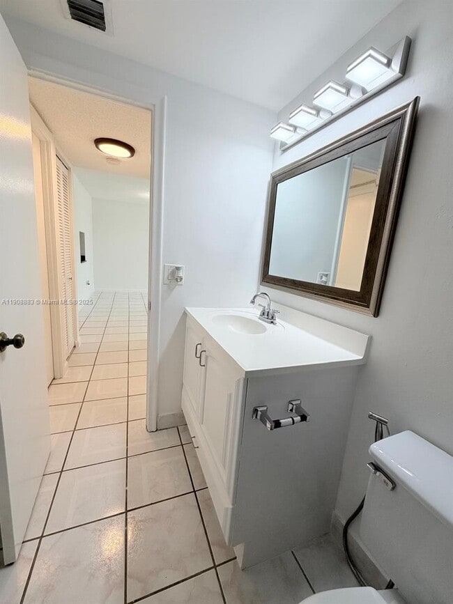 Building Photo - 7815 Camino Real