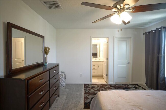 Building Photo - 12905 Brookside Moss Dr