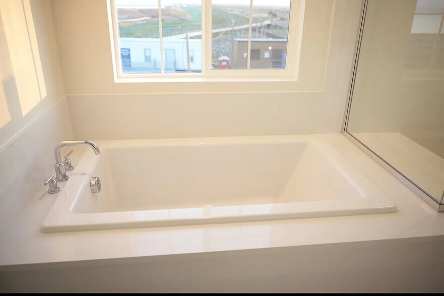 Building Photo - 37237 Salt Pond Pl