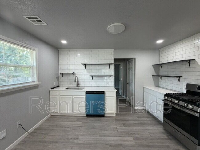 Building Photo - 201 S Jamestown Ave