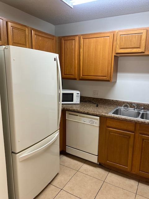 Building Photo - 10918 Royal Palm Blvd