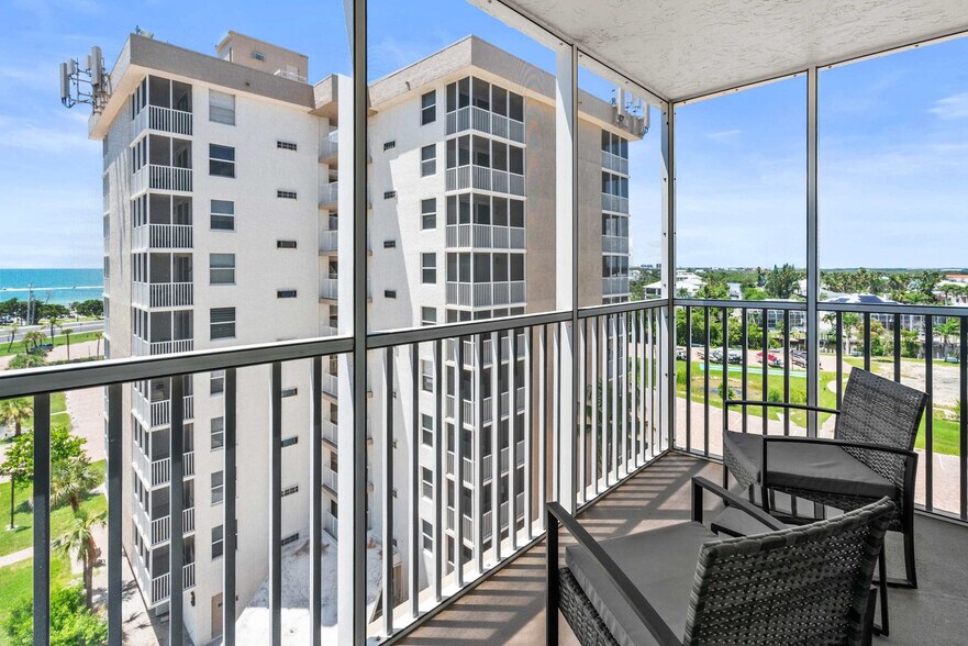 Building Photo - 5600 Bonita Beach Rd SW