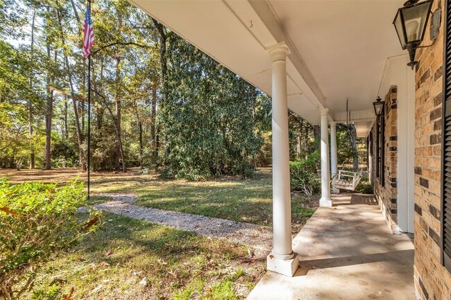 Building Photo - 23311 Nichols Sawmill Rd