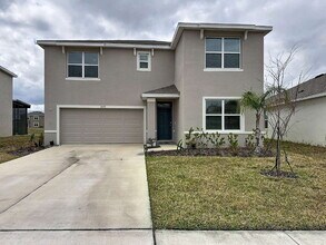 Building Photo - 8379 Ender Hls Dr