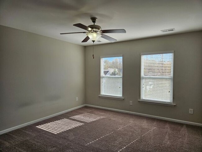 Building Photo - Great Home ! Great Schools !